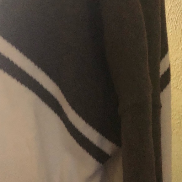 New Woman’s Marble Asymmetric Sweater NWT! - Picture 7 of 14